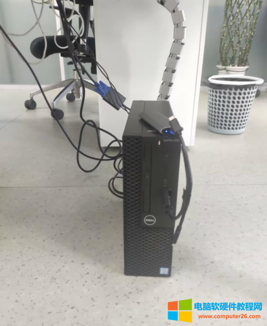 電腦bios使用的uefi啟動，但是磁盤分區安裝系統使用的mbr格式，導致系統安裝完成之后無法引導