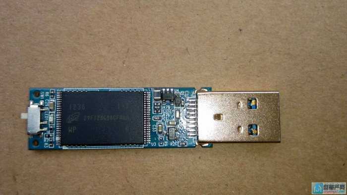 怎么把兩個螢火蟲16G做成IS903寫保護32G U盤
