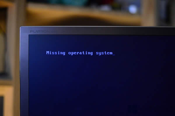 Win8_˙CĻ@ʾmissing operating systemޏ